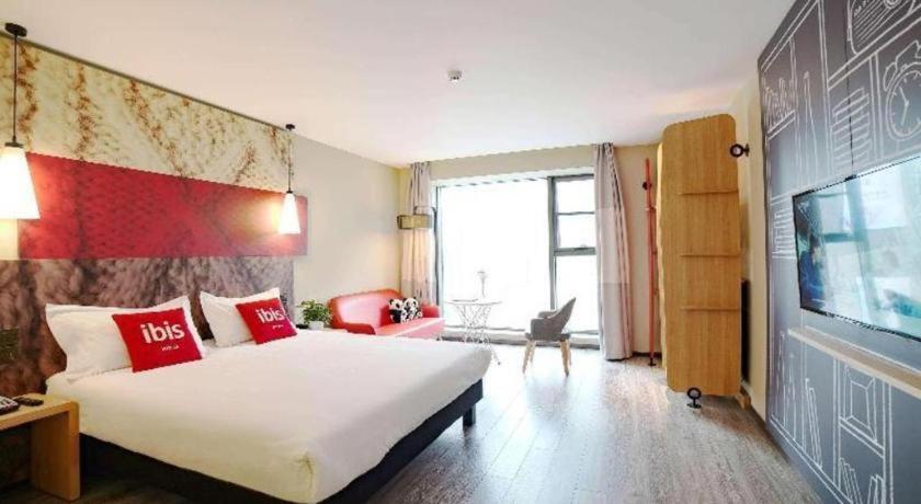 Готель Ibis Chengdu Chunxi Road Shudu Mansion Екстер'єр фото