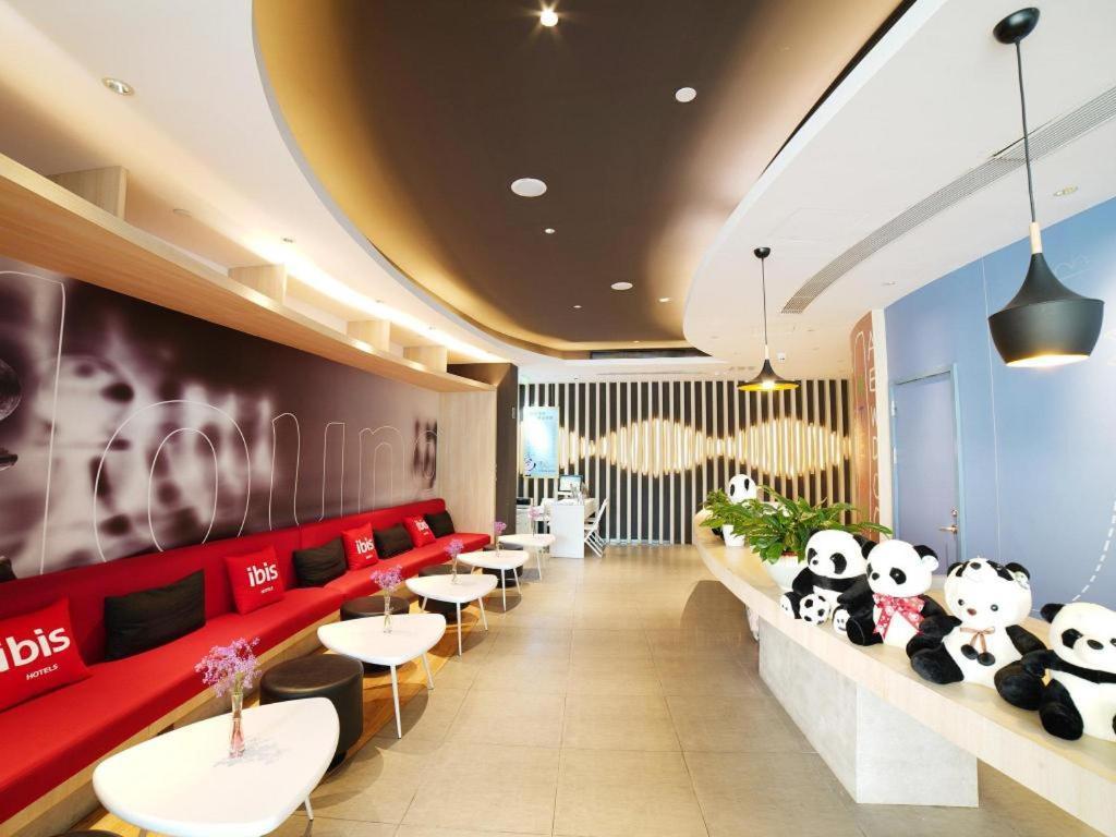 Готель Ibis Chengdu Chunxi Road Shudu Mansion Екстер'єр фото